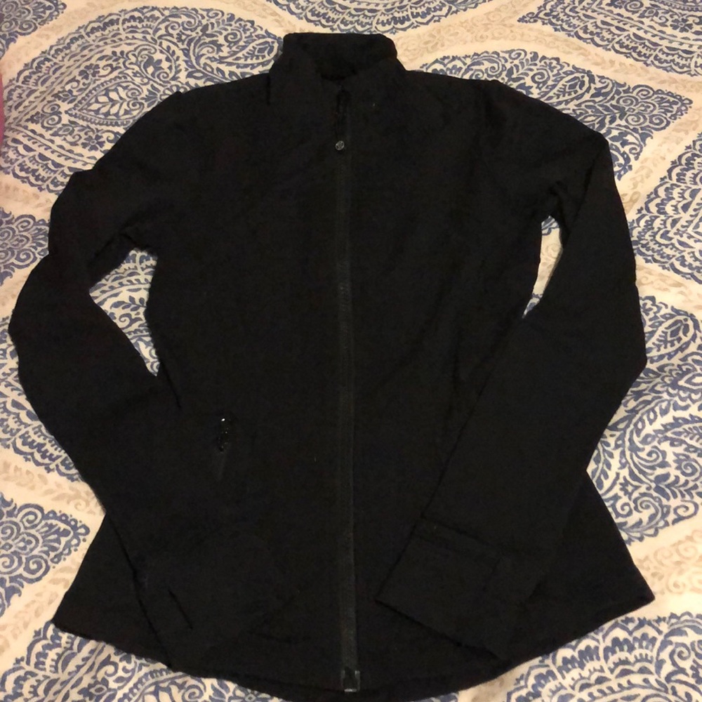 Lululemon size 6 black zip up